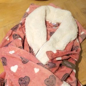 Fluffy Soft Woman's Robe 2X- NEW
